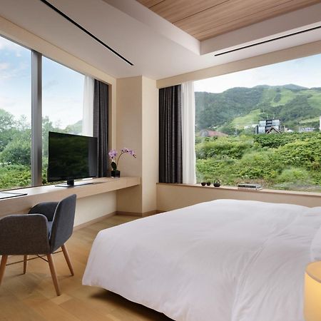 Setsu Niseko Hotel Kutchan Exterior photo